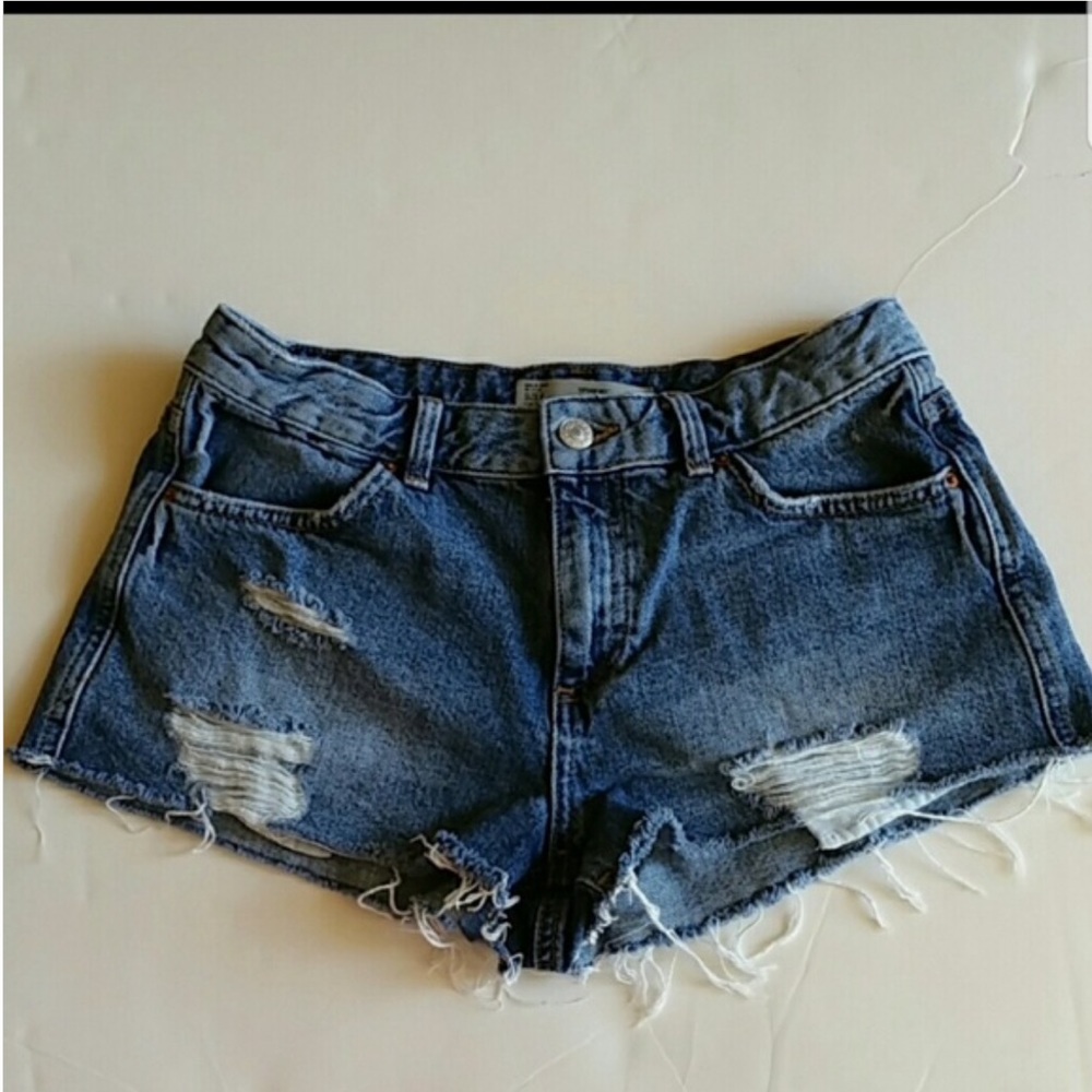 Topshop short size 4
